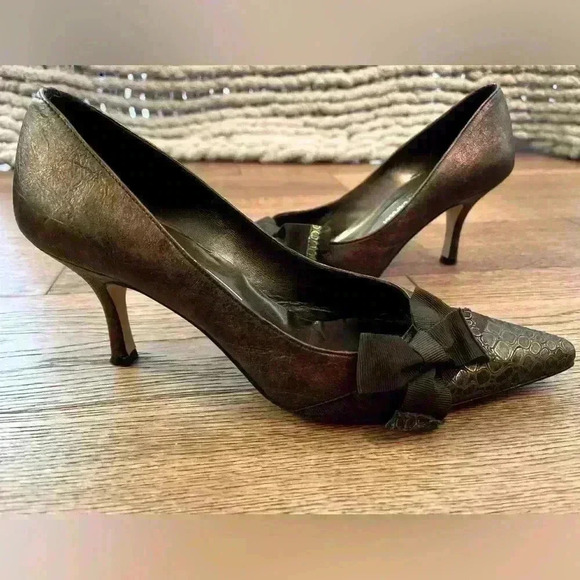 Roberto Capucci Shoes - Vintage Roberto Capucci Brown and Metallic Bronze Heels Size 9